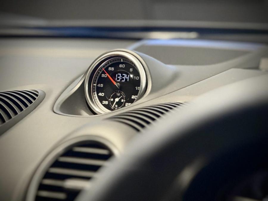 718 CAYMAN GTS 4.0 - Image 9